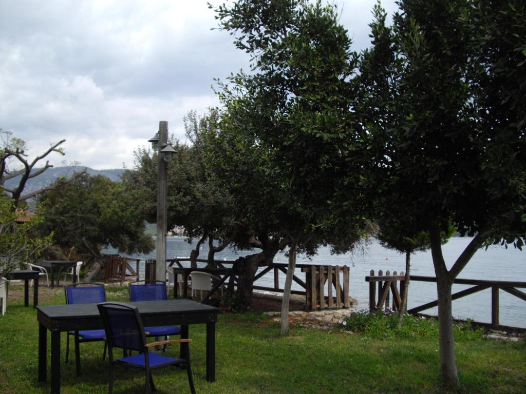 Magda Hotel Apartments Epidaurus Exterior photo